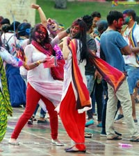 Holi Celebration in Dubai By Country Club