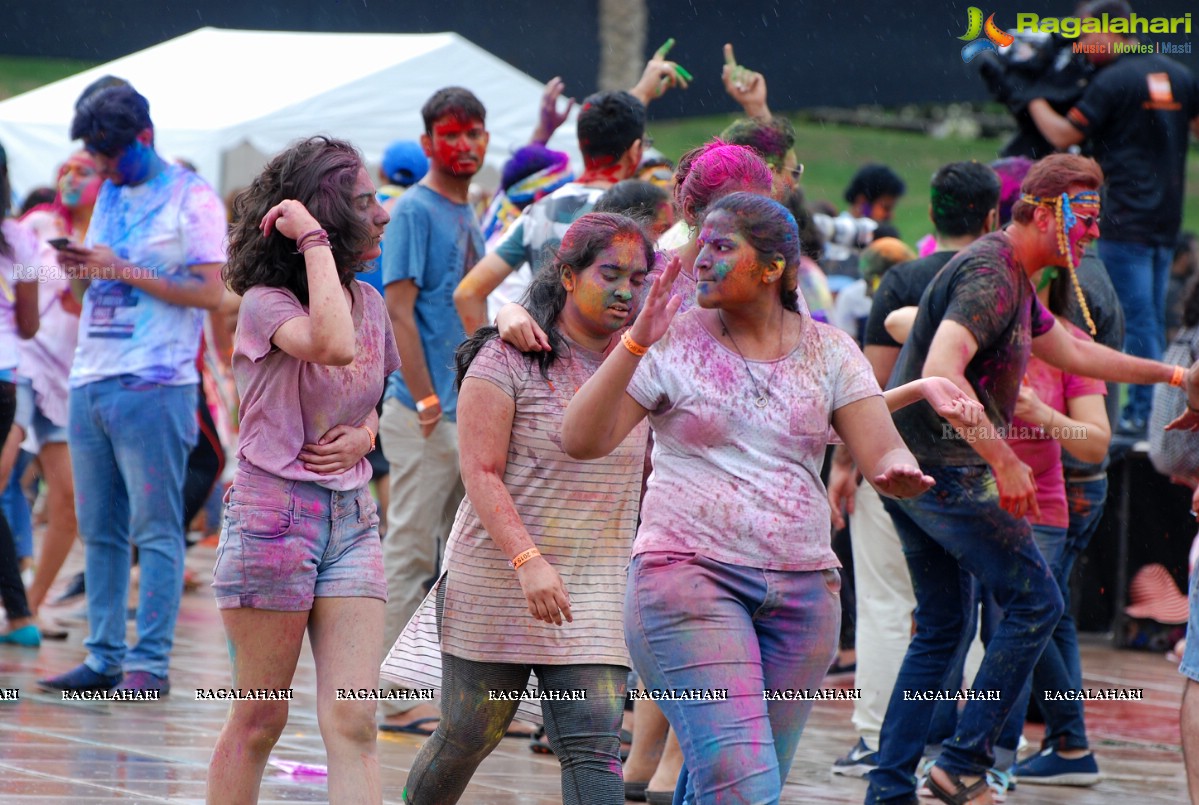 Grand Holi Celebrations 'Holi Hai' By Country Club at Zabeel Park in Dubai