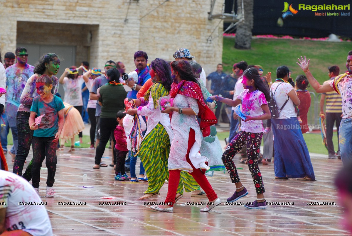 Grand Holi Celebrations 'Holi Hai' By Country Club at Zabeel Park in Dubai