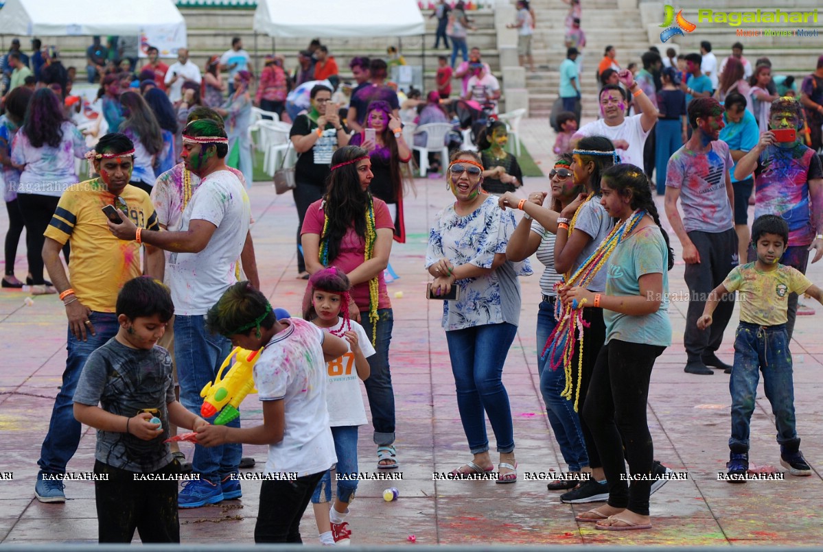 Grand Holi Celebrations 'Holi Hai' By Country Club at Zabeel Park in Dubai