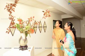 Ikebana Demonstration by Hema Patkar at Dhi Art space