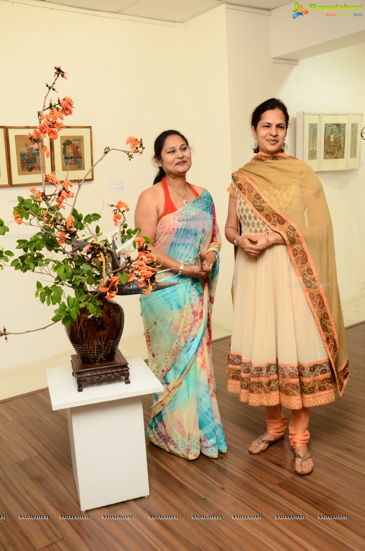 Ikebana Demonstration by Hema Patkar at Dhi Art space