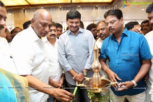Kajal Aggarwal Launches Maangalya Shopping Mall