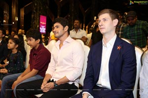 Mahesh Babu Unveils His Madame Tussauds Wax Statue