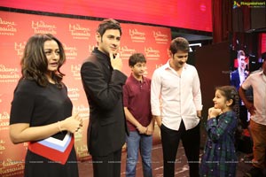 Mahesh Babu Unveils His Madame Tussauds Wax Statue