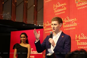 Mahesh Babu Unveils His Madame Tussauds Wax Statue