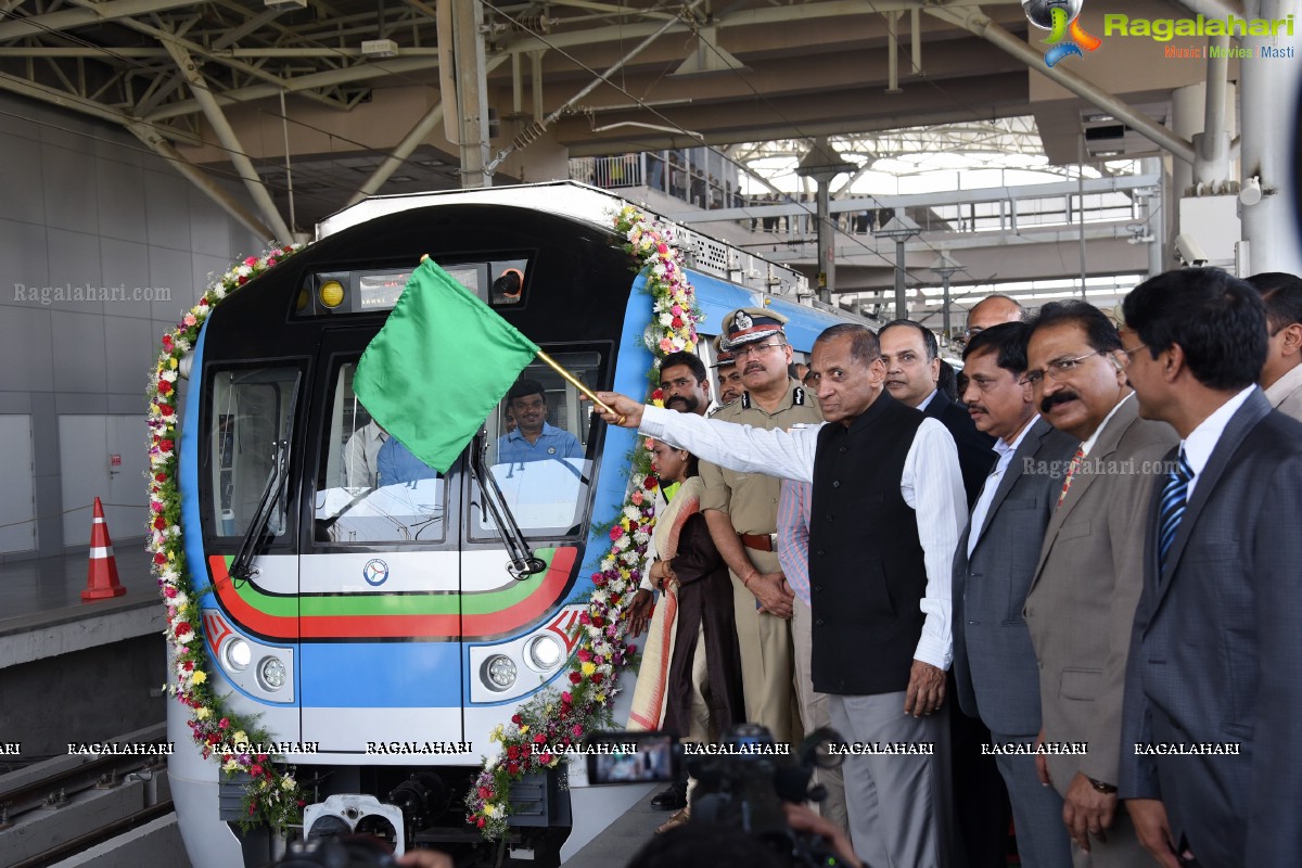 Governor E.S.L. Narasimhan Flags Off Ameerpet to Hi-Tec City Metro Rail Stretch