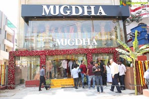 Samantha Unveils Mugdha Flagship Store