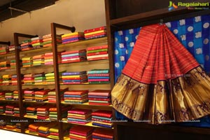 Samantha Unveils Mugdha Flagship Store