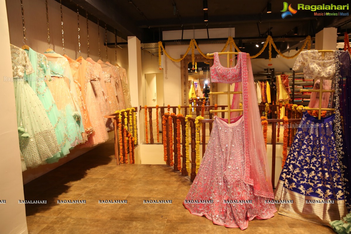 Samantha Unveils Mugdha Flagship Store @ Banjara Hills