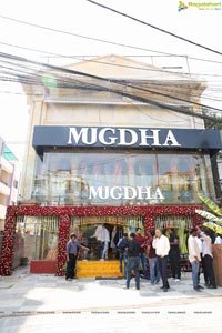 Samantha Unveils Mugdha Flagship Store