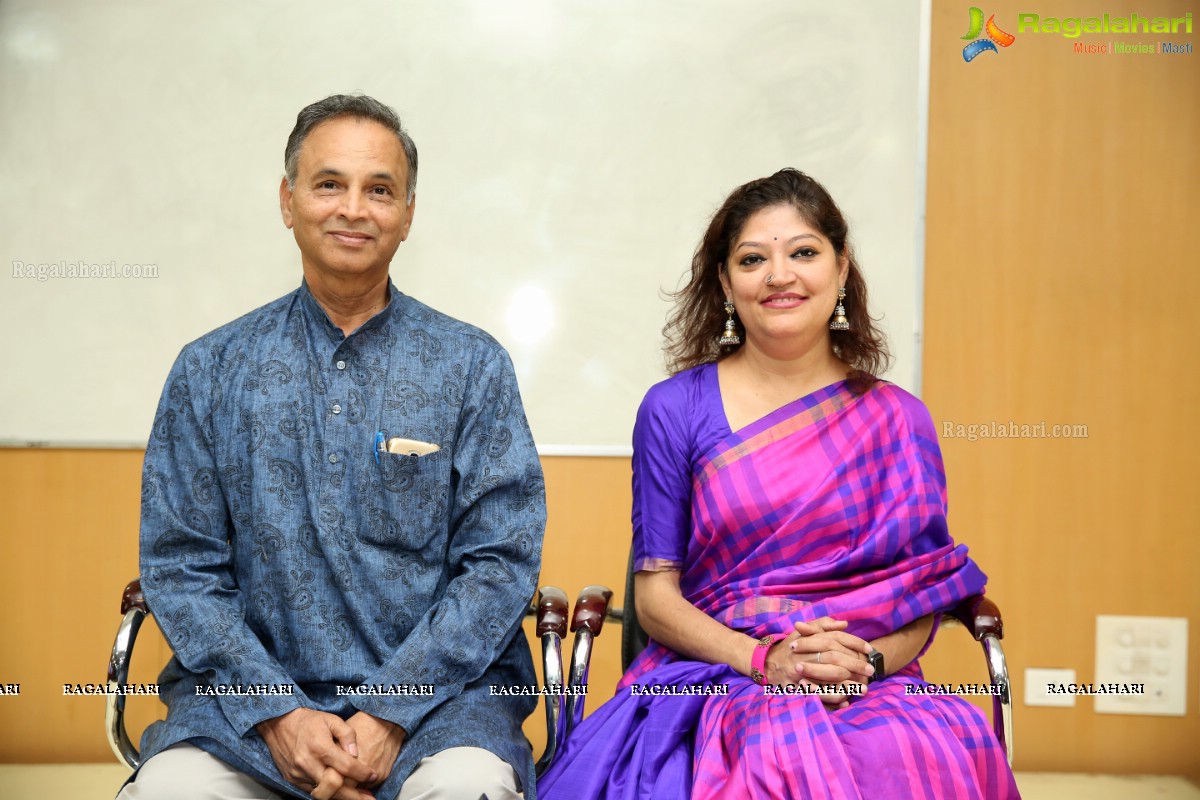 Ms Sunila Gollapudi to Present Andhra Natyam on 16th March, at Phoenix Arena