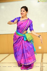 Ms Sunila Gollapudi to Present Andhra Natyam & Golla Kalapam