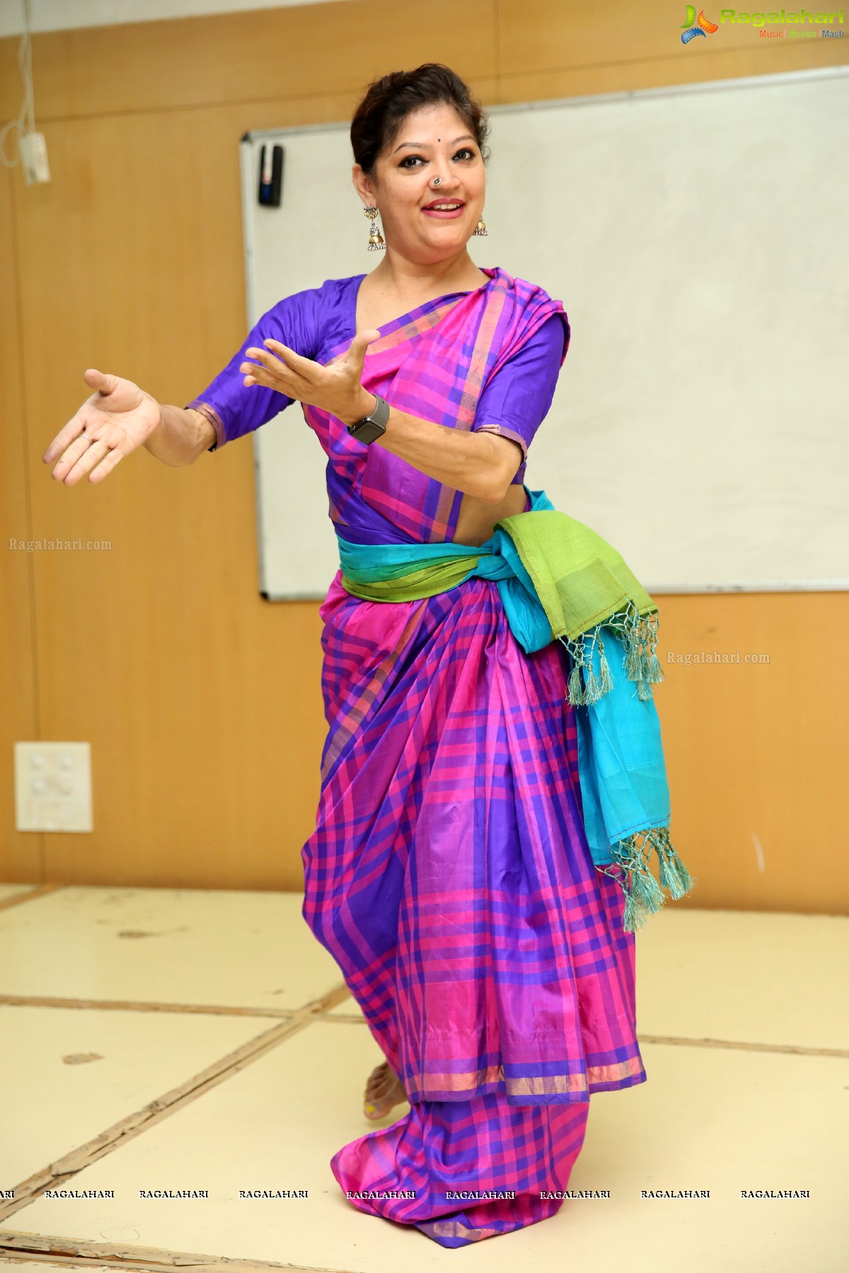 Ms Sunila Gollapudi to Present Andhra Natyam on 16th March, at Phoenix Arena