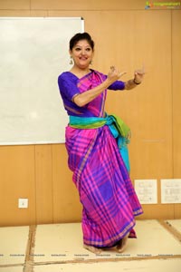 Ms Sunila Gollapudi to Present Andhra Natyam & Golla Kalapam