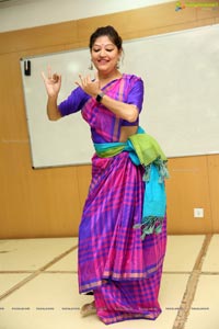 Ms Sunila Gollapudi to Present Andhra Natyam & Golla Kalapam