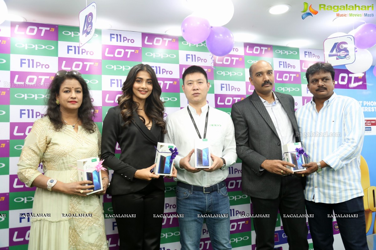 OPPO F11 Pro Grand Launch By Pooja Hegde At Kukatpally Lot Store