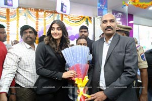 Pooja Hegde Launches OPPO F11 Pro