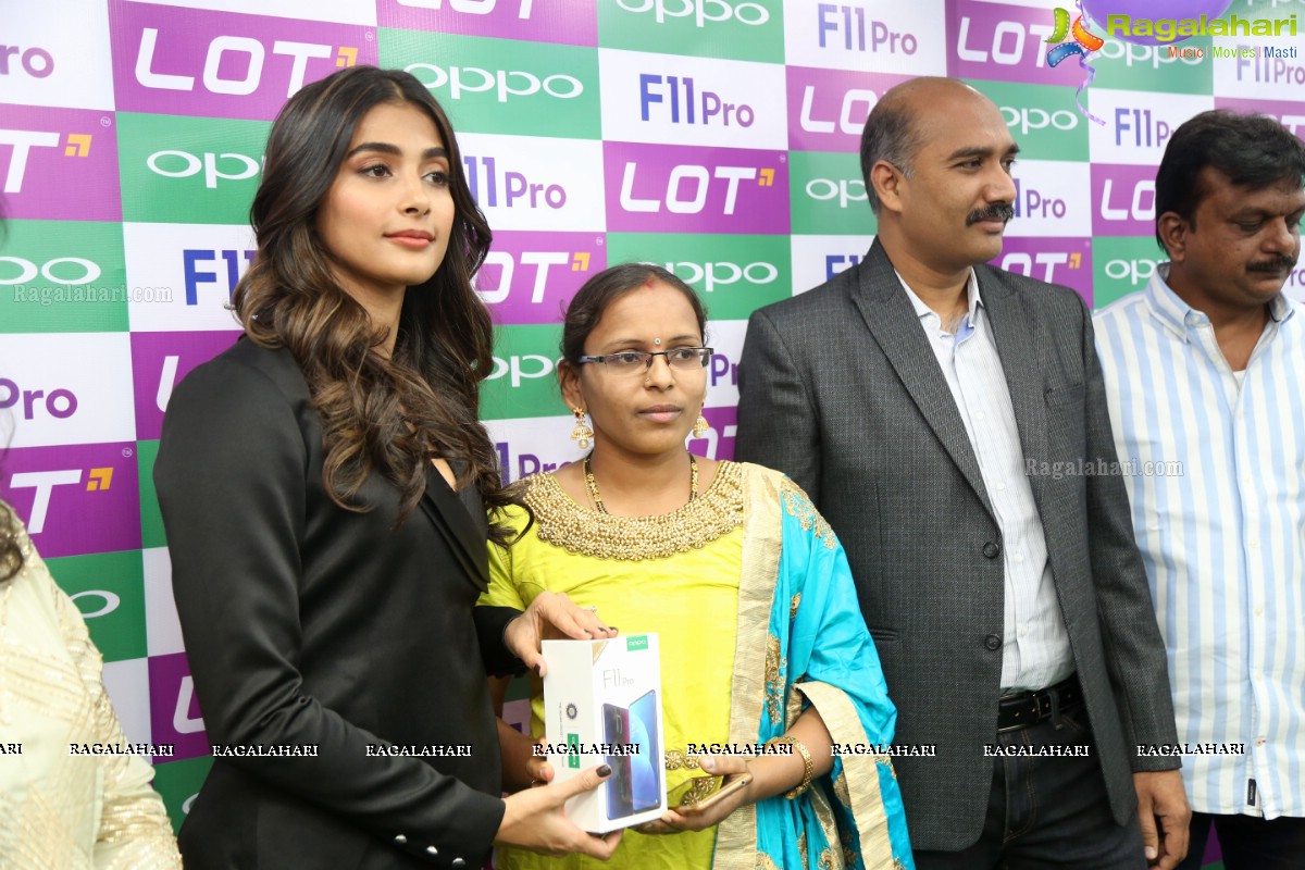 OPPO F11 Pro Grand Launch By Pooja Hegde At Kukatpally Lot Store