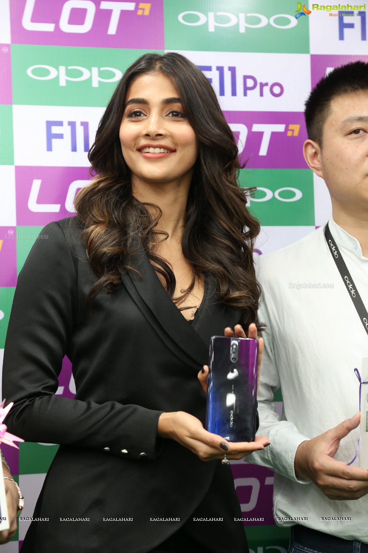 OPPO F11 Pro Grand Launch By Pooja Hegde At Kukatpally Lot Store