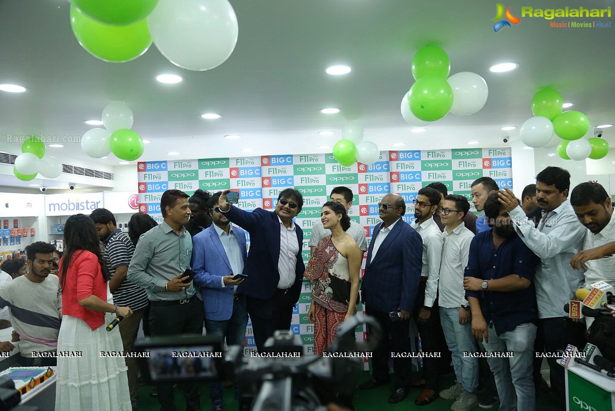 OPPO F11 Pro Grand Launch By Samantha Akkineni @ Big C Mobiles in Vijayawada