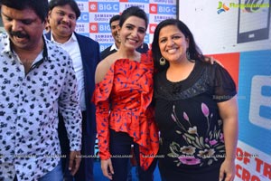 Samantha Launches Samsung S10e Mobile At Big C