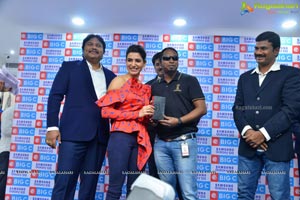 Samantha Launches Samsung S10e Mobile At Big C