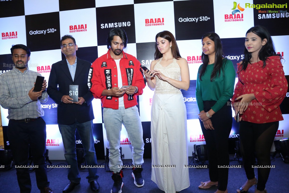 Mehrene & Harshavardhan Launch Samsung Galaxy S10, S10e & S10+ at Bajaj Electronics, Forum Sujana MALL