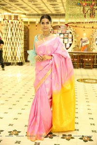 Siddheshwari New Store Launch & Fashion Show