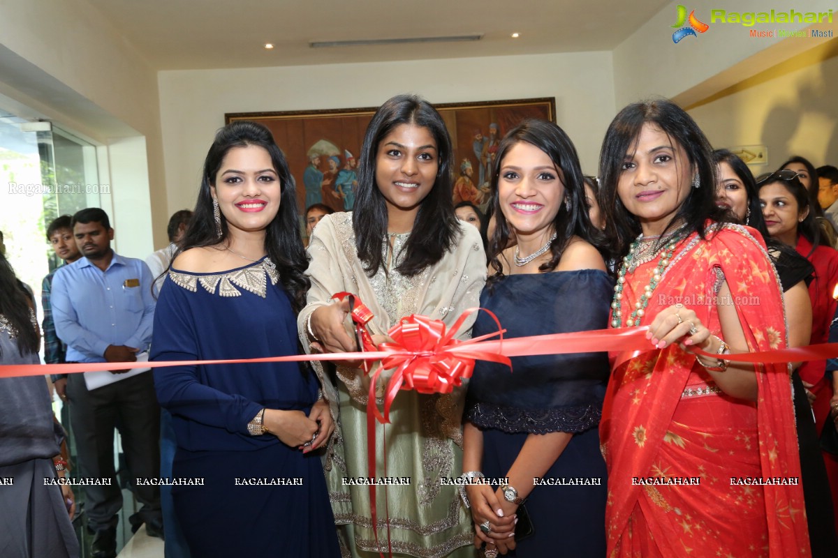 Jayanti Reddy Inaugurates 'Simply, The Red Carpet' Exhibition at Taj Deccan, Hyderabad