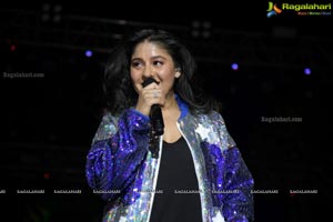 Sunidhi Chauhan Concert @ TKR College Of Engineering 