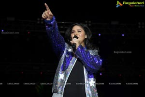 Sunidhi Chauhan Concert @ TKR College Of Engineering 