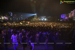 Sunidhi Chauhan Concert @ TKR College Of Engineering 