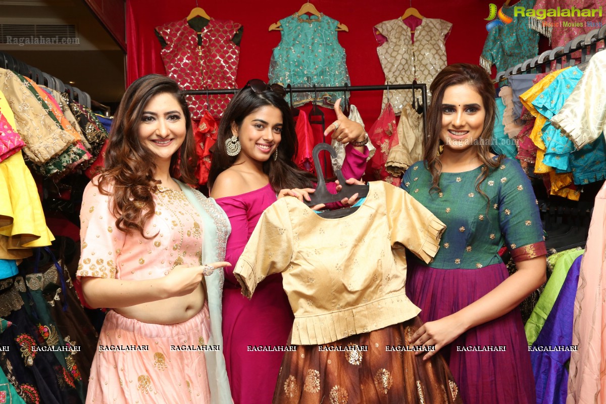 Siddhi Idnani & Harshita Patel Launch Sutraa - Women's Day Special Exhibition @ Emerald Hall, Taj Krishna in Hyderabad