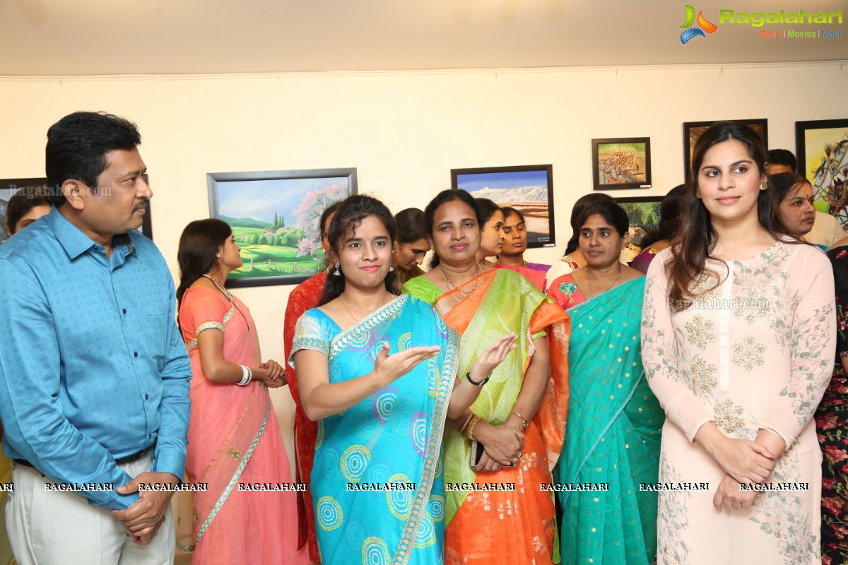 Mrs Upasana Kamineni konidela Inaugurates Voiced Colours - Ashray Akruti Children’s Art Work Display at Shrishti Art Gallery 