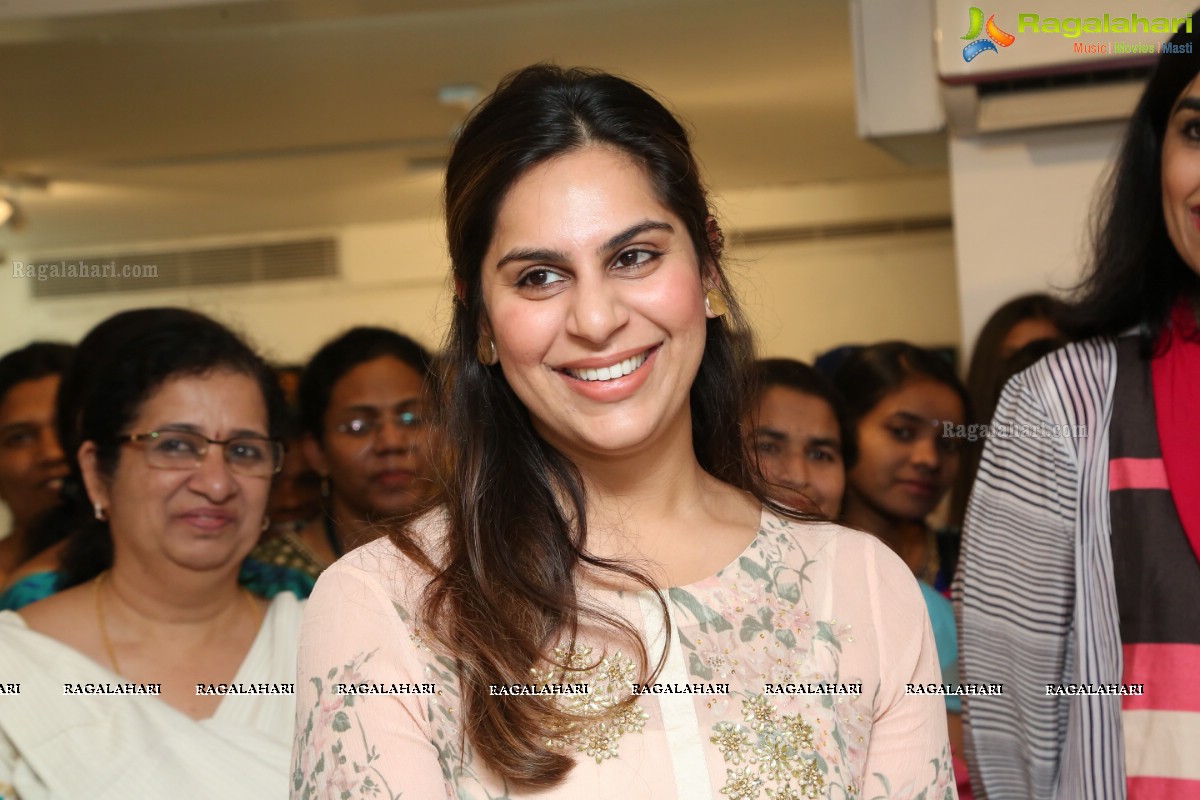 Mrs Upasana Kamineni konidela Inaugurates Voiced Colours - Ashray Akruti Children’s Art Work Display at Shrishti Art Gallery 