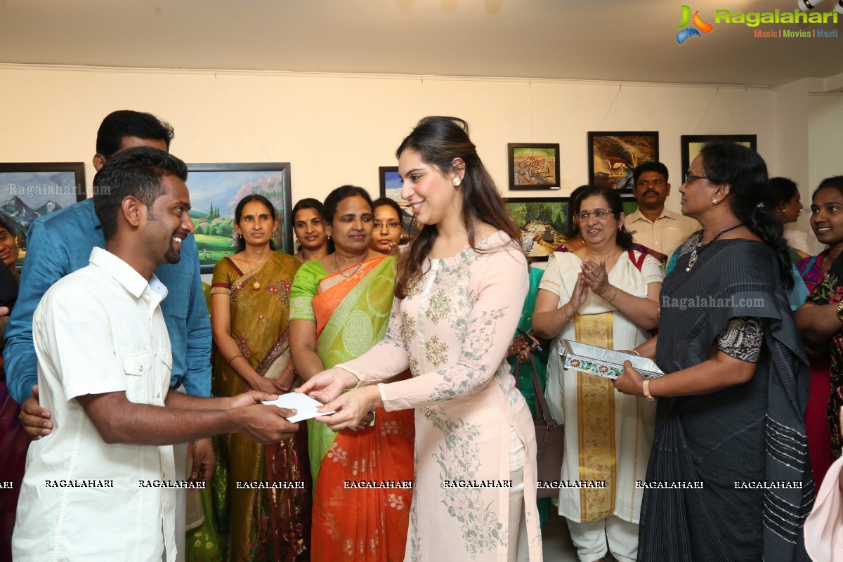 Mrs Upasana Kamineni konidela Inaugurates Voiced Colours - Ashray Akruti Children’s Art Work Display at Shrishti Art Gallery 