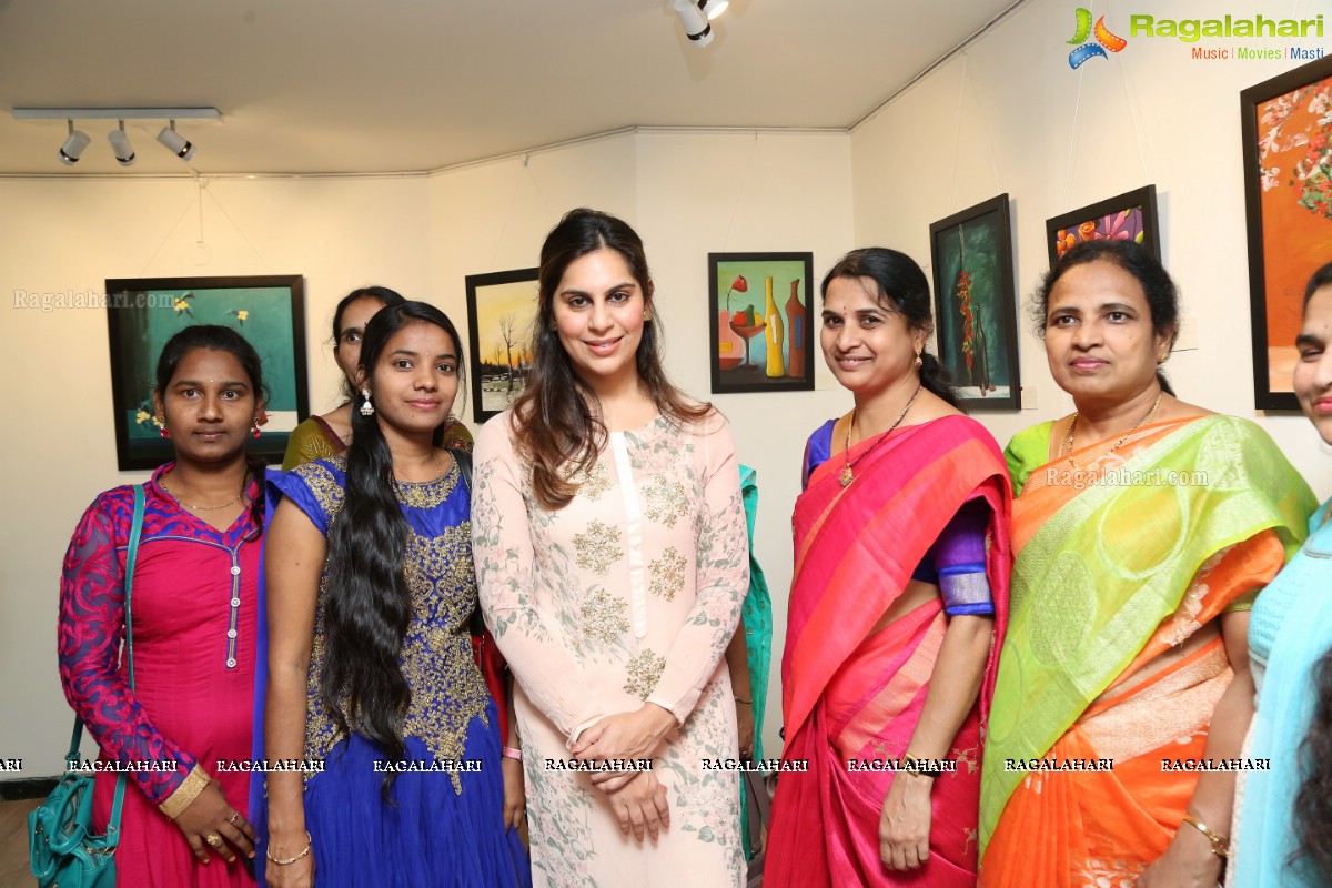 Mrs Upasana Kamineni konidela Inaugurates Voiced Colours - Ashray Akruti Children’s Art Work Display at Shrishti Art Gallery 