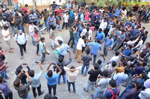 Pawan Kalyan Fans Hungama at Dil Raju Office