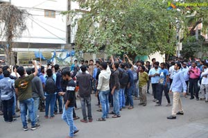 Pawan Kalyan Fans Hungama at Dil Raju Office