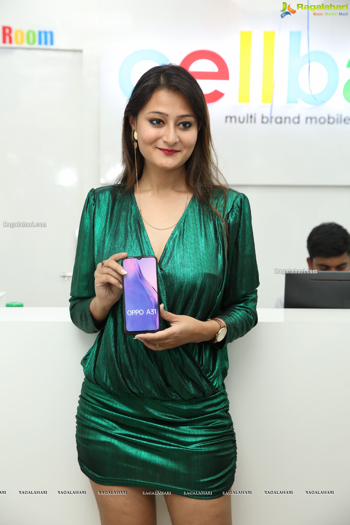 Cellbay Multi-Brand Mobile Store Launch by Niharika Konidela at Nallagandala