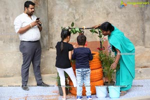 Experiential Learning in The Early Years at Toddler's Den