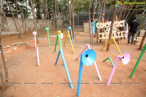 Experiential Learning in The Early Years at Toddler's Den