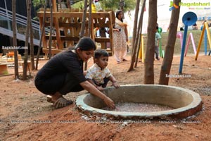 Experiential Learning in The Early Years at Toddler's Den