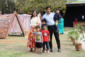 Experiential Learning in The Early Years at Toddler's Den