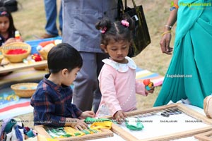 Experiential Learning in The Early Years at Toddler's Den