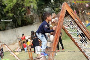 Experiential Learning in The Early Years at Toddler's Den