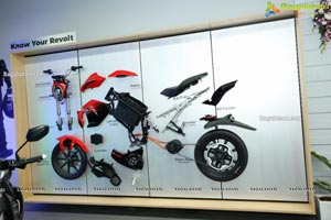 Revolt Intellicorp AI-Enabled Motorcycle RV 400 in HYD