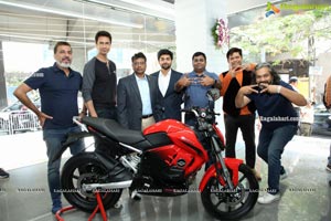 Revolt Intellicorp AI-Enabled Motorcycle RV 400 in HYD