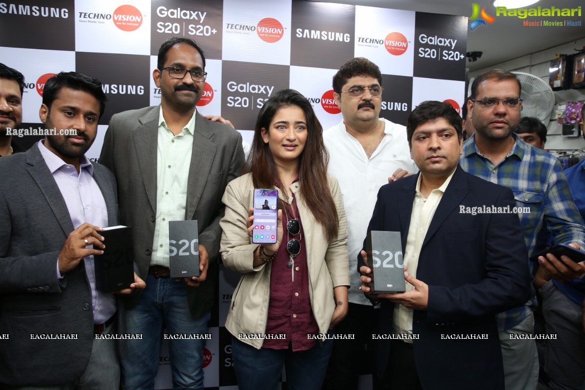 Samsung Galaxy S20 & S20+ Launch by Akshara Haasan at Technovision, Hyderabad